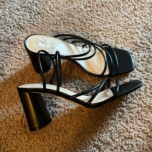 Nine West Women’s black Strappy high heel casual size 12M